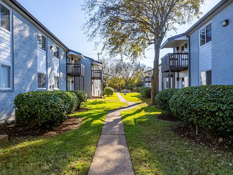 Community walkway
