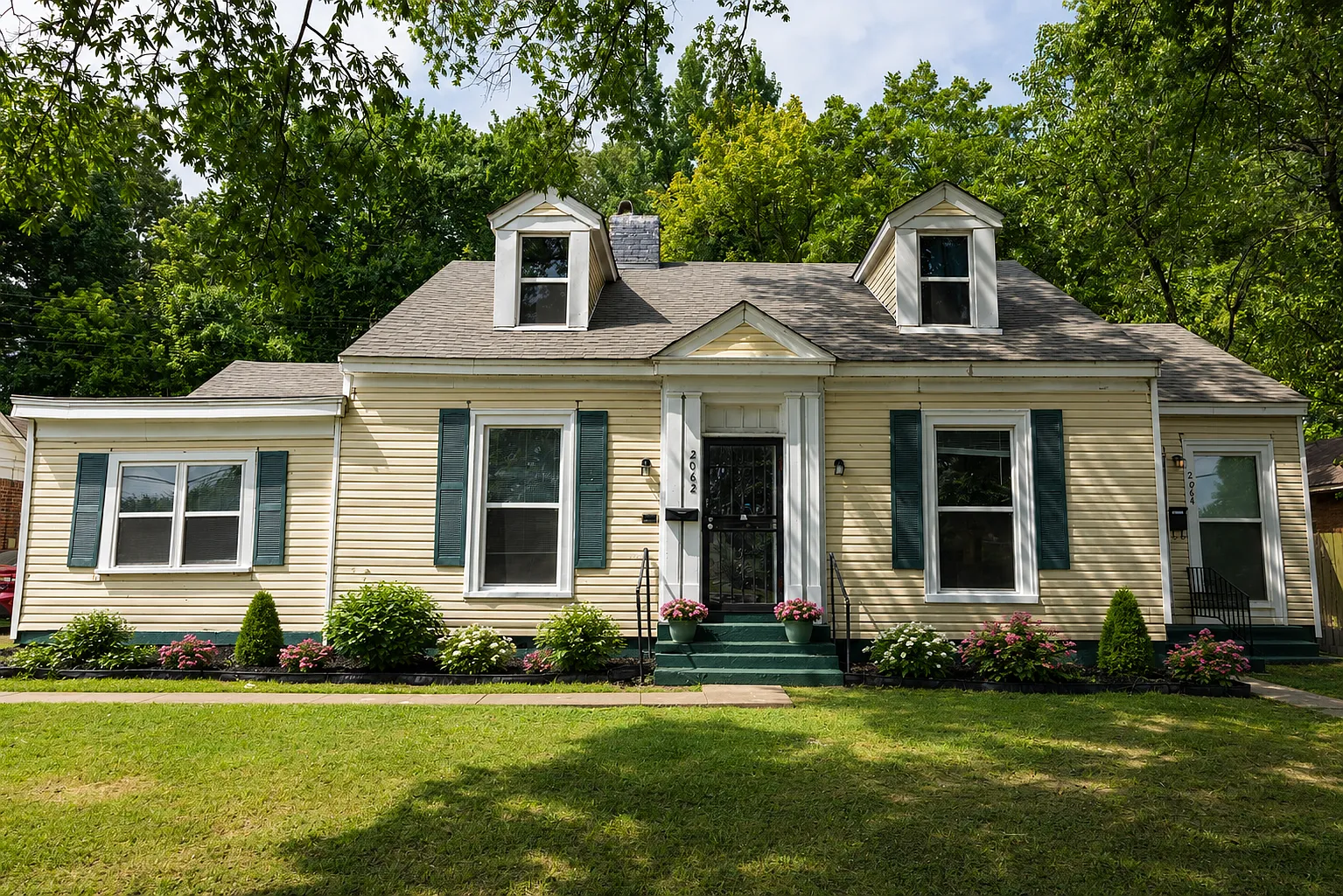 3 bed, 1200 sqft, $2,500 — Photo 1