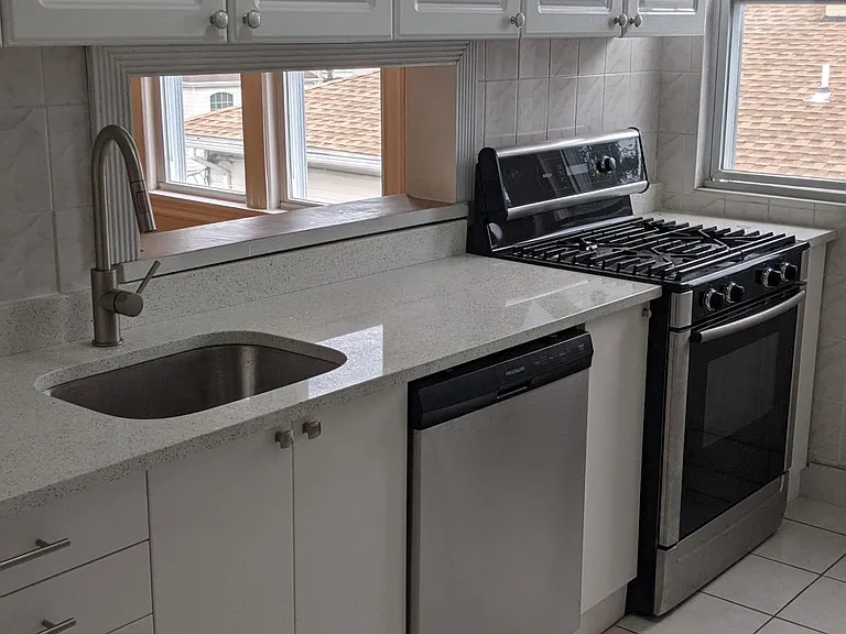 Food heaty and dish washy stuff
