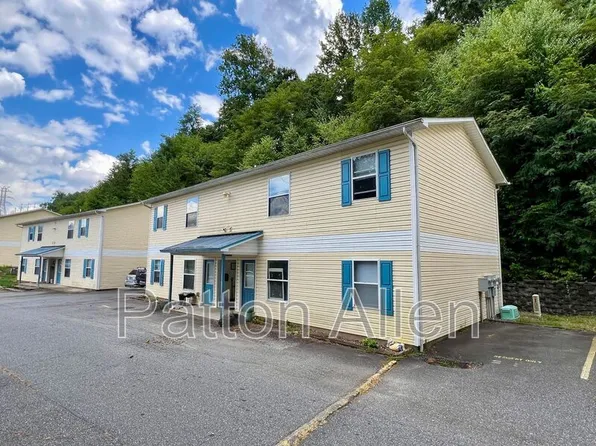 109 Citadel Dr APT 109, Cullowhee, NC 28723