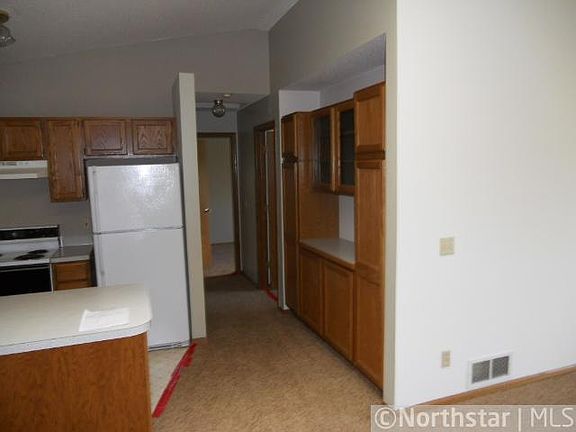 5th image of 14000 44th Pl N APT 4