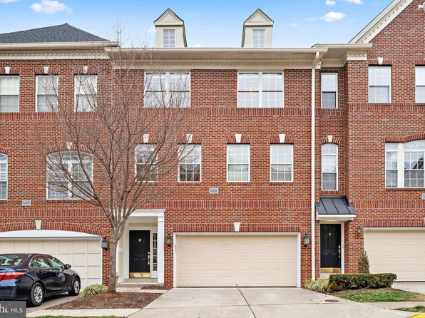 20377 Cottswold Ter #73, Sterling, VA 20165