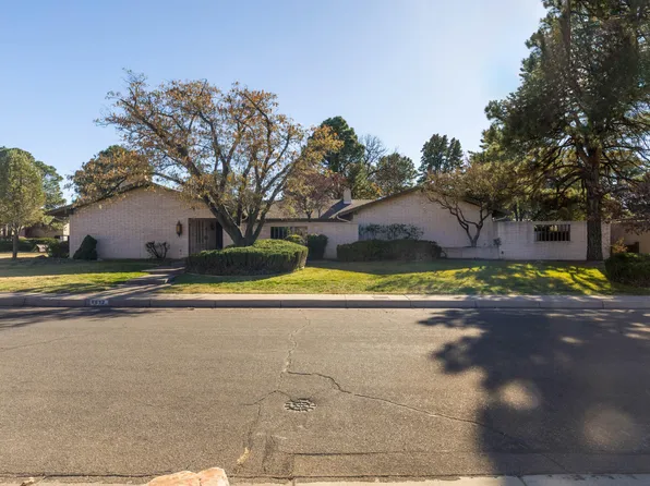 8632 La Sala Del Norte NE, Albuquerque, NM 87111