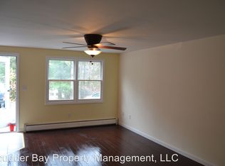 106 Winthrop St, Athol, MA 01331