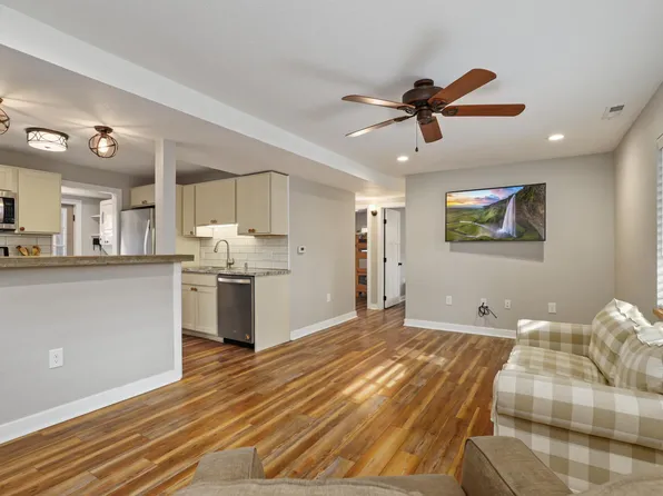 616 2nd St Unit B, Golden, CO 80403