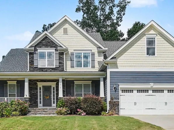 7016 Rex Rd, Holly Springs, NC 27540