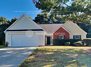 273 Rockingham Dr, Loganville, GA 30052