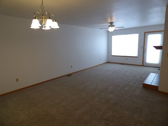 5th image of 3681 Wild Horse Ct