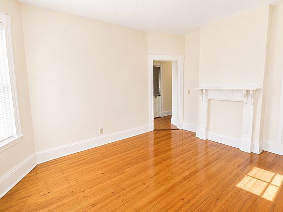 5th image of 86 South St #2