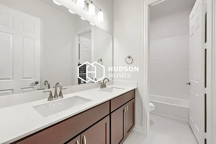 2451 Tyler Wade Trl — Photo 9