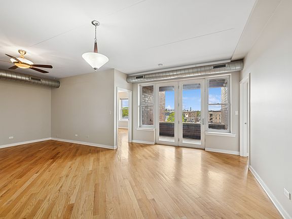2nd image of 3611 W Montrose Ave #406