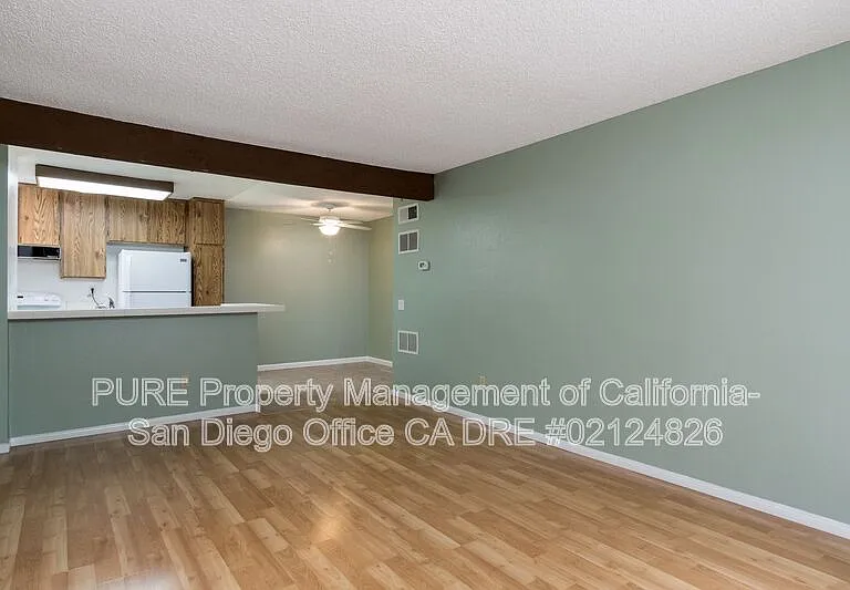 9129 Village Glen Dr #175 — Photo 2
