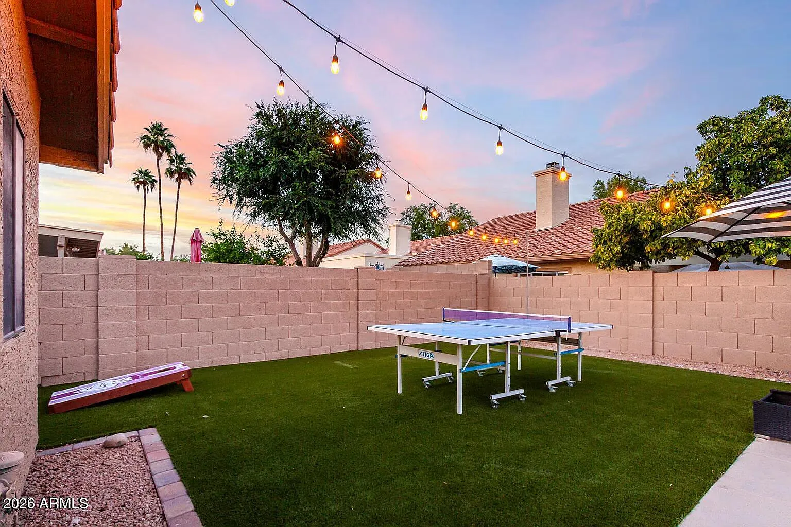 4 bed, 2.0 bath, 1979 sqft, $3,900 — Photo 2