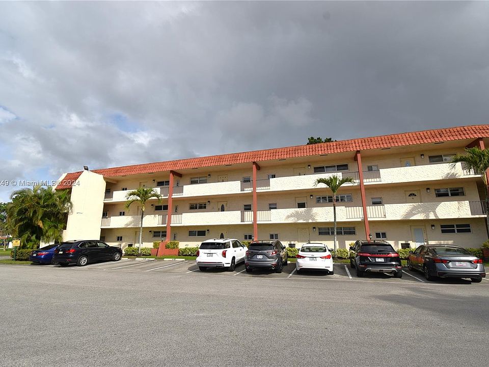 1st image of 9200 N Hollybrook Lake Dr APT 208
