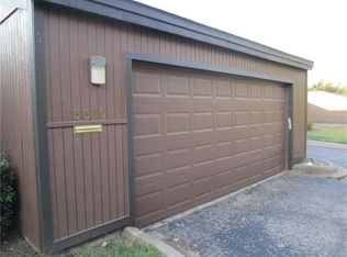 5510 Willow Cir, Fort Worth, TX 76112