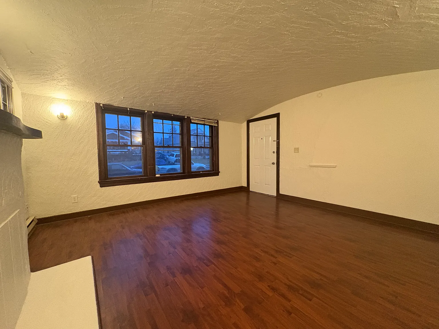 1 bed, 500 sqft, $895 — Photo 2