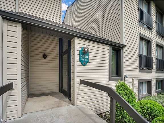 2nd image of 6330 Greenwood Pkwy APT 205