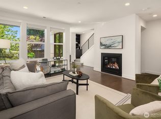 Dawson Square, Bothell, WA 98011