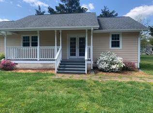 2811 Wakefield St, Colonial Beach, VA 22443