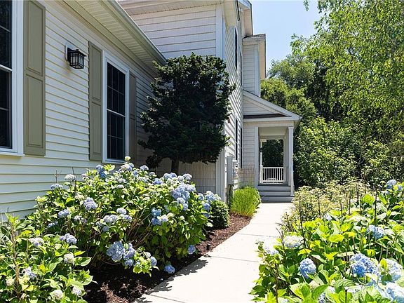 2nd image of 178 Preservation Way