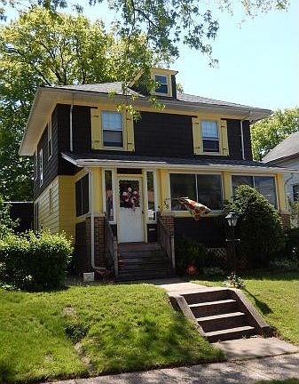 3rd image of 38 Brookwood Dr