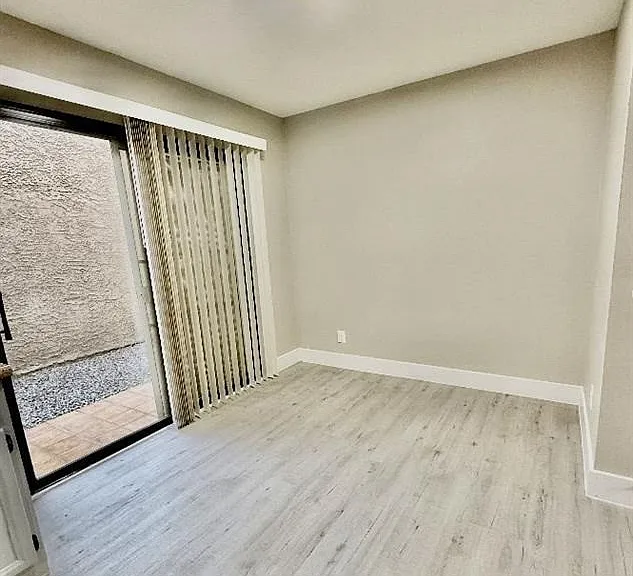 2631 Aracatuba Ave — Photo 5