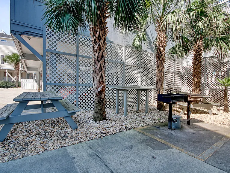 627 N Waccamaw Dr #309 — Photo 5