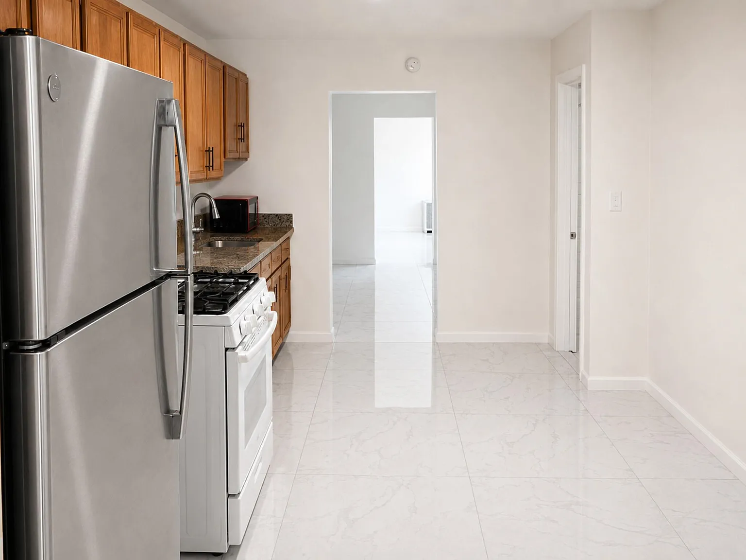 1 bed, 1.0 bath, $1,850 — Photo 3