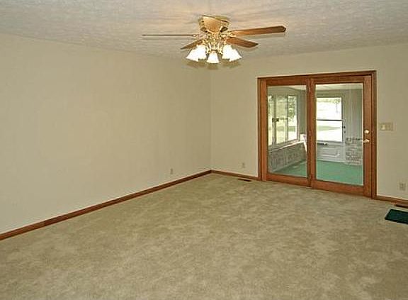 2nd image of 40 Fairway Dr