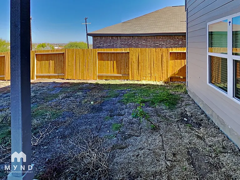 9107 Crestway Rd — Photo 22