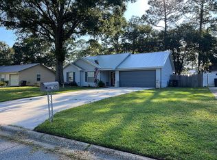 105 Snug Hbr, Saint Marys, GA 31558