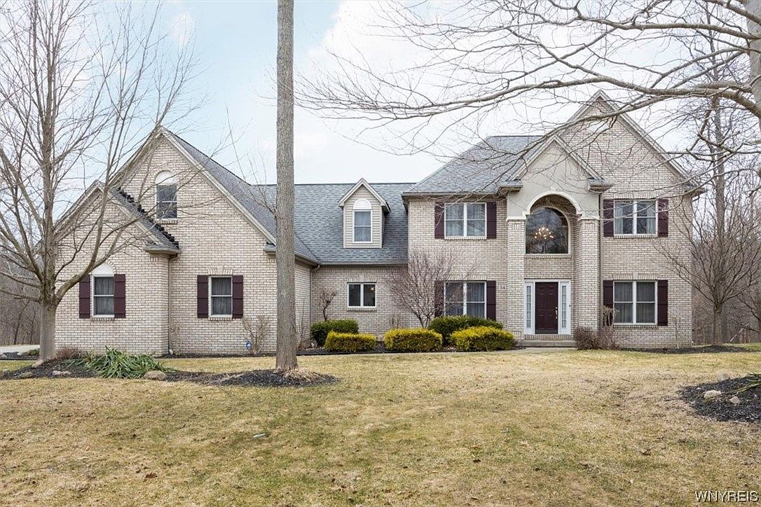 34 Birdsong Pkwy, Orchard Park, NY 14127 Zillow