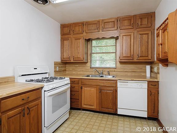 3rd image of 4024 NW 14th St