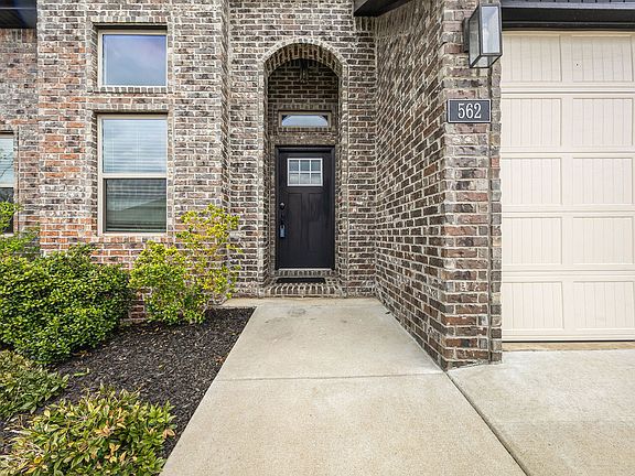 2nd image of 562 N Drewrys Bluff Dr