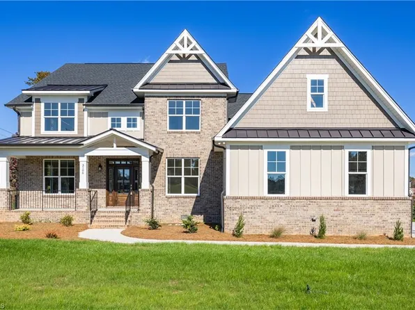 3106 Pasture View Dr, Summerfield, NC 27358