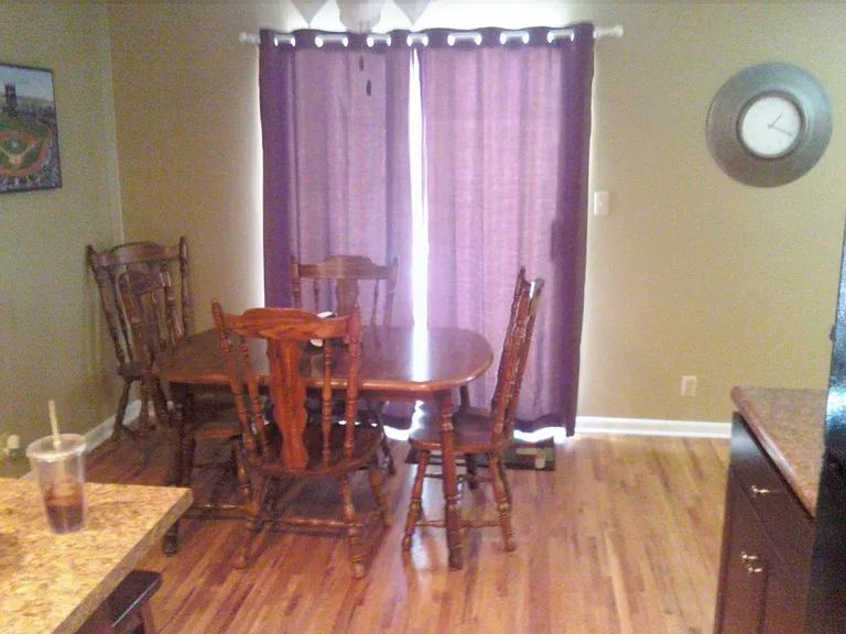 Dining area off kithen