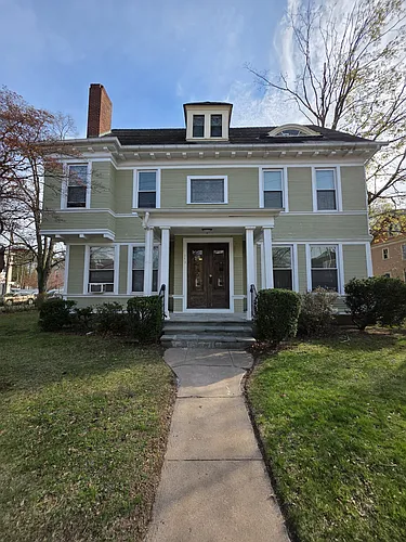 172 Fountain St Photo 1