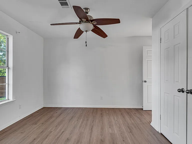 508 Whittle Way — Photo 26