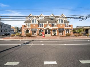 7813 Atlantic Ave, Margate City, NJ 08402