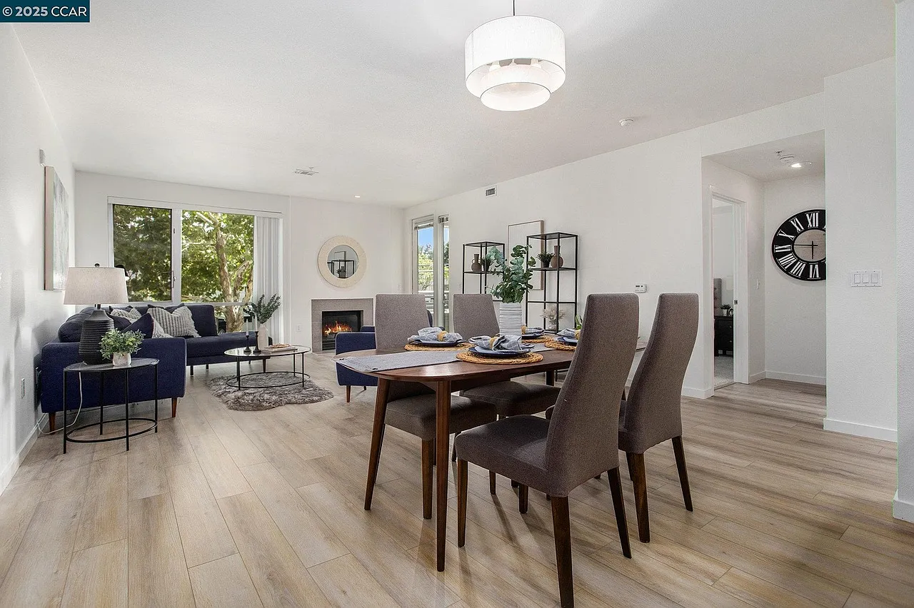 1655 N California Blvd — Photo 4