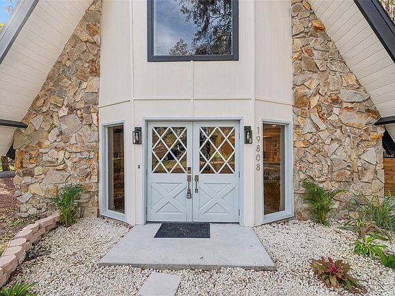 4th image of 19808 Reading Rd