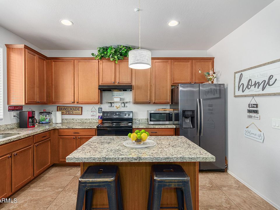 1st image of 8896 W CAMERON Drive