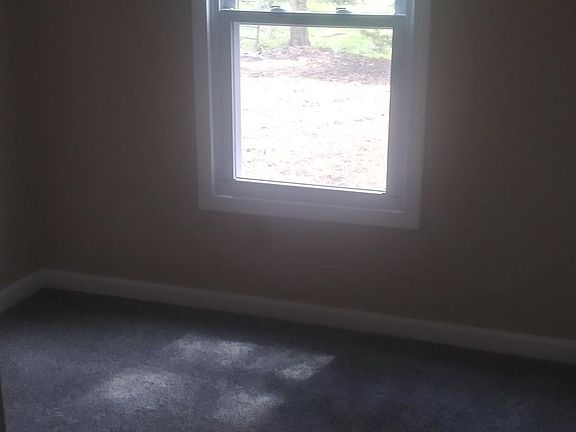 4th image of 5321 Sharpsville Rd