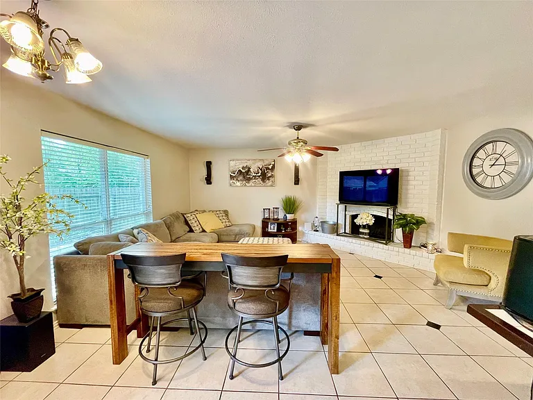 4411 Kacee Dr — Photo 8