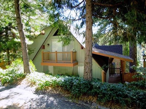 5th image of 27411 Elmwood Dr