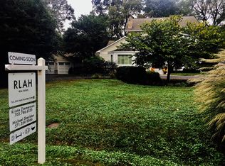 6614 Van Winkle Dr, Falls Church, VA 22044