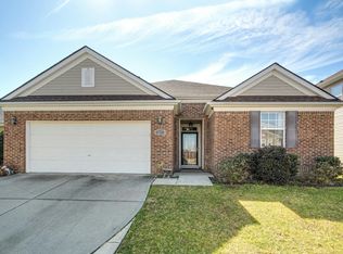 217 Edgecroft Way, Fuquay Varina, NC 27526