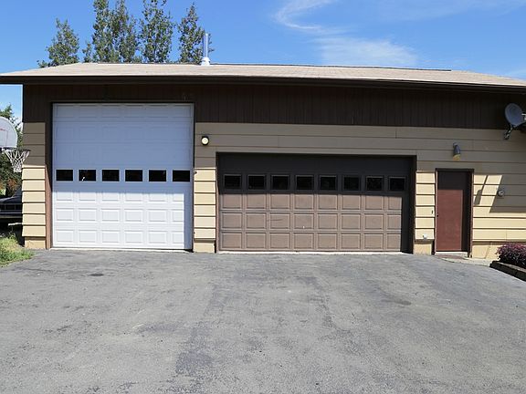 2nd image of 1028 Grand Fir Dr