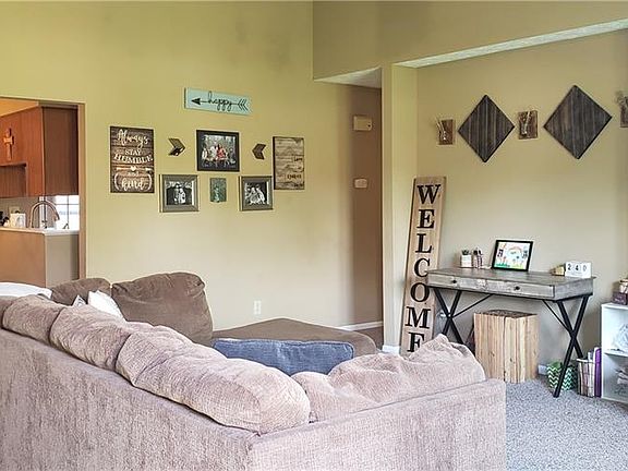 3rd image of 7603 Paragon Commons Cir #7603