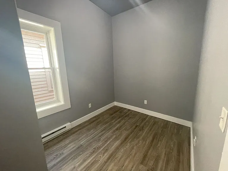 153 Western Ave — Photo 8